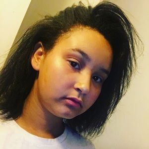 Meet your Posher, Samaria